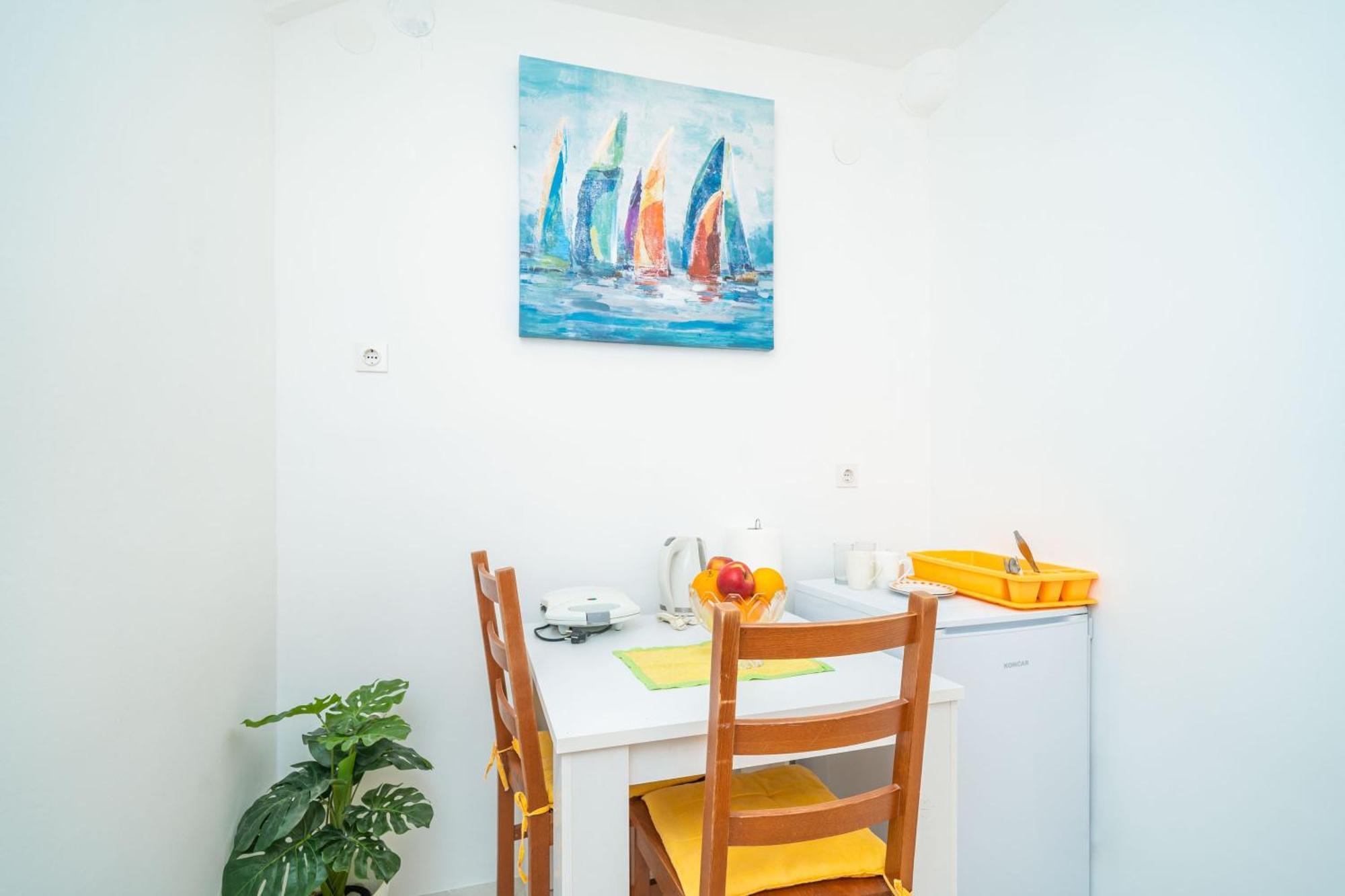 Aurelia Guest house 3*